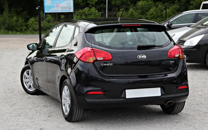 Kia Ceed cena 26800 przebieg: 253000, rok produkcji 2012 z Gostynin małe 781